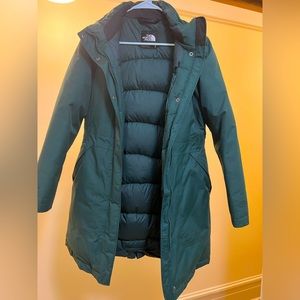 The North Face women’s teal winter parka coat size medium